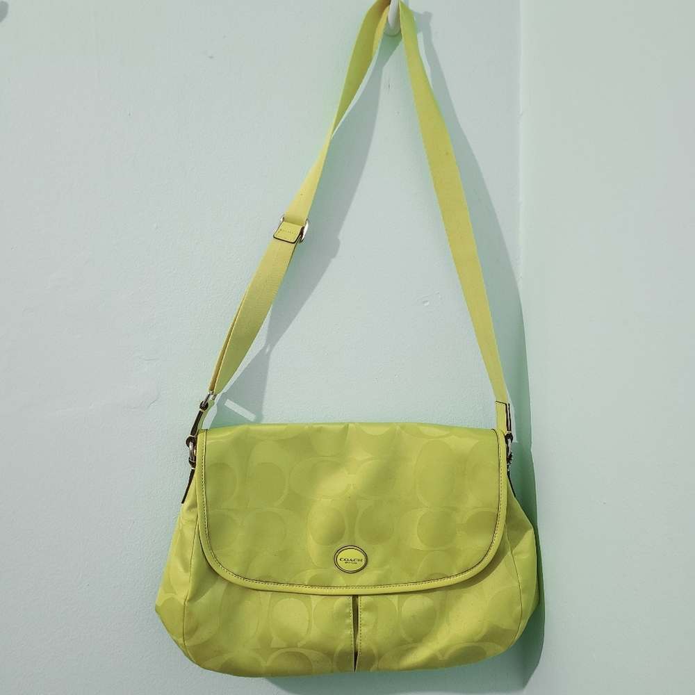 NWOT Coach Signature Purse (offers welcome)